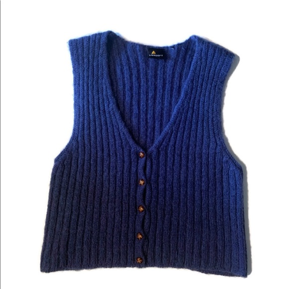 Liz Claiborne Sweaters - Vintage 80s Lizsport mohair vest.